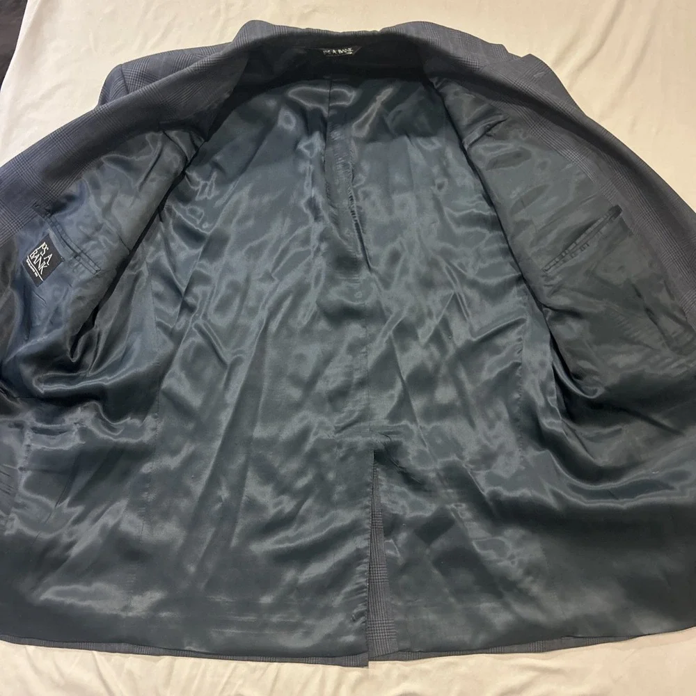 Jos A Bank 48 R Sport Coat 100% Wool Gray Glen Plaid Two Button‎ Lined Vented